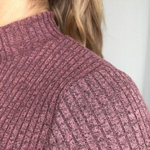 Long sleeve turtleneck top